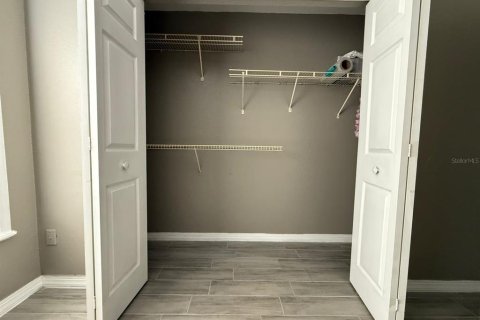Condominio en venta en Orlando, Florida, 4 dormitorios, 122.91 m2 № 1849531 - foto 30