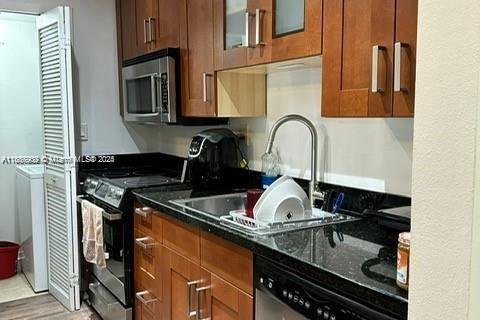 Condominio en venta en Weston, Florida, 2 dormitorios, 102.75 m2 № 1923422 - foto 1