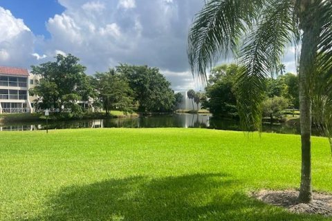 Condominio en venta en Weston, Florida, 2 dormitorios, 102.75 m2 № 1923422 - foto 12