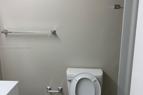 Купить кондоминиум в Мирамар, Флорида 2 спальни, 77.29м2, № 2031252 - фото 23