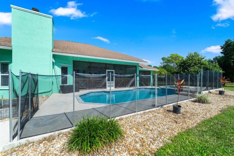 House in Loxahatchee Groves, Florida 3 bedrooms, 193.42 sq.m. № 2082109 - photo 24