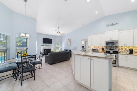 House in Loxahatchee Groves, Florida 3 bedrooms, 193.42 sq.m. № 2082109 - photo 7