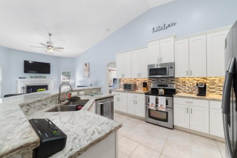 House in Loxahatchee Groves, Florida 3 bedrooms, 193.42 sq.m. № 2082109 - photo 9