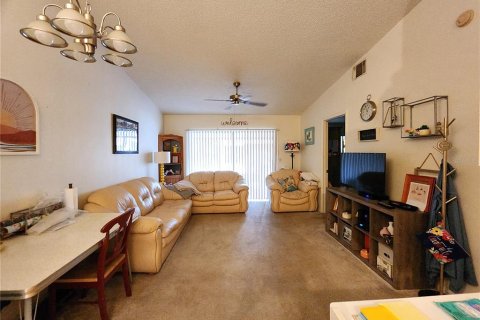Casa en alquiler en Bradenton, Florida, 2 dormitorios, 67.08 m2 № 1893762 - foto 4