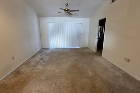Casa en alquiler en Bradenton, Florida, 2 dormitorios, 67.08 m2 № 1893762 - foto 11