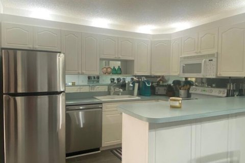 Townhouse in Palm Beach Gardens, Florida 2 bedrooms, 138.24 sq.m. № 2363695 - photo 3