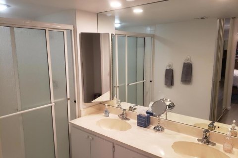 Townhouse in Palm Beach Gardens, Florida 2 bedrooms, 138.24 sq.m. № 2363695 - photo 10