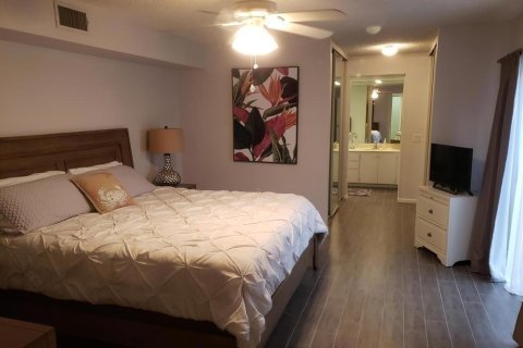 Townhouse in Palm Beach Gardens, Florida 2 bedrooms, 138.24 sq.m. № 2363695 - photo 8