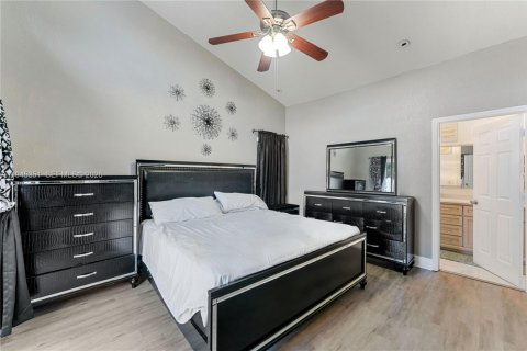 Casa en venta en North Lauderdale, Florida, 3 dormitorios, 133.31 m2 № 2020731 - foto 11