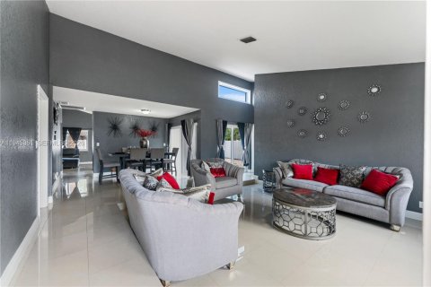 Casa en North Lauderdale, Florida 3 dormitorios, 133.31 m2 № 2020731