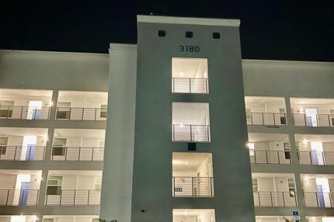 Condo in Kissimmee, Florida, 2 bedrooms  № 1553559 - photo 18