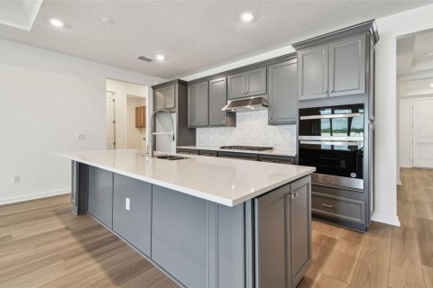 House in Riverview, Florida 5 bedrooms, 306.11 sq.m. № 1653757 - photo 4