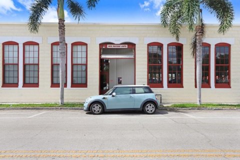 Condo in Tampa, Florida, 1 bedroom  № 1784493 - photo 30