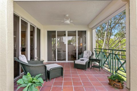 Condo in Saint Petersburg, Florida, 2 bedrooms  № 1876042 - photo 16