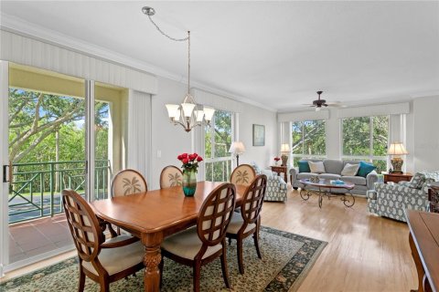 Condo in Saint Petersburg, Florida, 2 bedrooms  № 1876042 - photo 9