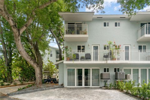 Townhouse in Key Largo, Florida 2 bedrooms, 86.12 sq.m. № 1772500 - photo 1
