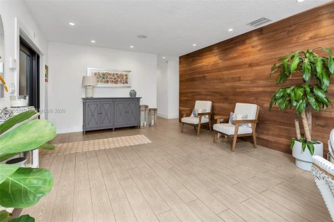 Villa ou maison à louer à Coral Gables, Floride: 3 chambres, 232.26 m2 № 2011098 - photo 7