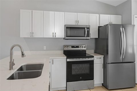 Apartamento en alquiler en Orlando, Florida, 3 dormitorios, 92.9 m2 № 1802159 - foto 10
