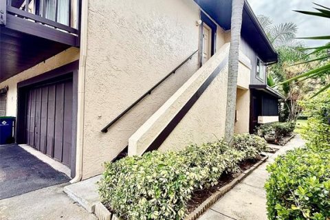 Condo in Clearwater, Florida, 2 bedrooms  № 1903337 - photo 2