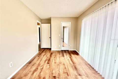Condo in Clearwater, Florida, 2 bedrooms  № 1903337 - photo 19