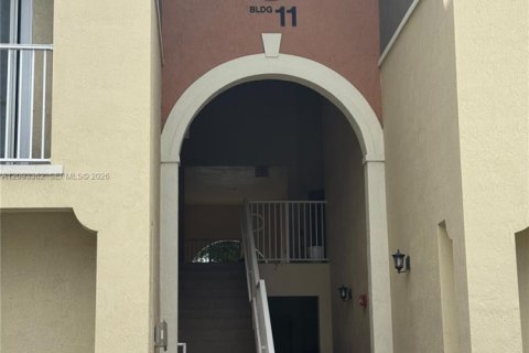 Copropriété à louer à Doral, Floride: 3 chambres, 112.13 m2 № 2383088 - photo 18