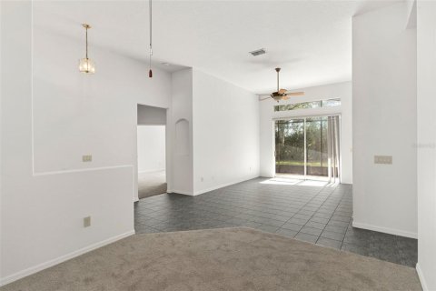 Villa ou maison à vendre à Clermont, Floride: 3 chambres, 163.51 m2 № 1740594 - photo 10