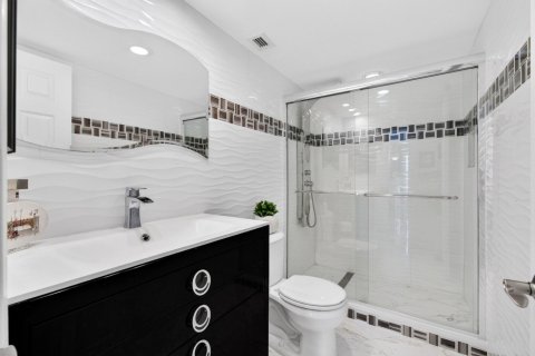 Copropriété à vendre à Boca Raton, Floride: 2 chambres, 136.94 m2 № 2407978 - photo 27