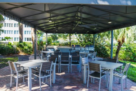 Copropriété à vendre à Boca Raton, Floride: 2 chambres, 136.94 m2 № 2407978 - photo 6