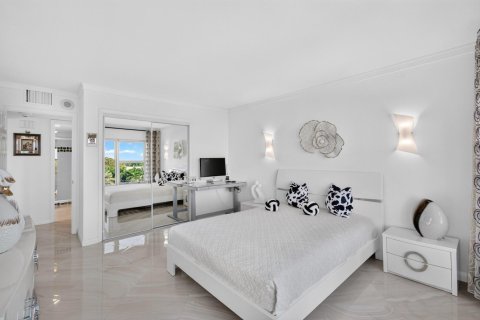 Copropriété à vendre à Boca Raton, Floride: 2 chambres, 136.94 m2 № 2407978 - photo 26