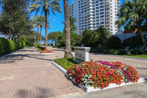Copropriété à vendre à Boca Raton, Floride: 2 chambres, 136.94 m2 № 2407978 - photo 5