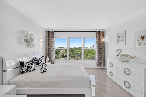 Copropriété à vendre à Boca Raton, Floride: 2 chambres, 136.94 m2 № 2407978 - photo 25
