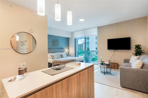 Condo in Miami, Florida № 1959109 - photo 5