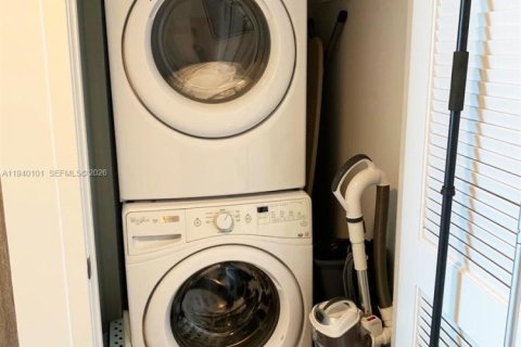 Снять в аренду кондоминиум в Санни-Айлс-Бич, Флорида 2 спальни, 144.28м2, № 1997351 - фото 18