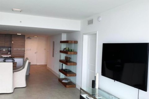 Снять в аренду кондоминиум в Санни-Айлс-Бич, Флорида 2 спальни, 144.28м2, № 1997351 - фото 5