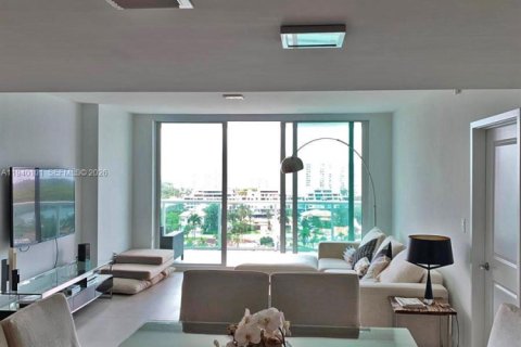 Снять в аренду кондоминиум в Санни-Айлс-Бич, Флорида 2 спальни, 144.28м2, № 1997351 - фото 8