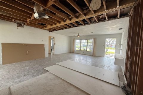 House in Saint Pete Beach, Florida 2 bedrooms, 112.78 sq.m. № 1844278 - photo 11