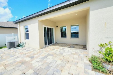 Villa ou maison à louer à Zephyrhills, Floride: 3 chambres, 165.74 m2 № 2430828 - photo 29