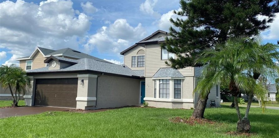 Casa en Kissimmee, Florida 3 dormitorios, 158.49 m2 № 2121844