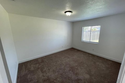 Casa en venta en Kissimmee, Florida, 3 dormitorios, 158.49 m2 № 2121844 - foto 27