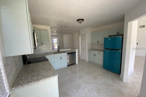 Casa en venta en Kissimmee, Florida, 3 dormitorios, 158.49 m2 № 2121844 - foto 24