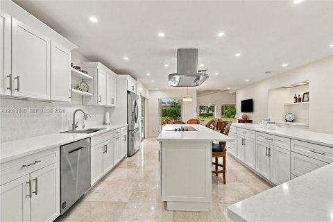 Casa en venta en Atlantis, Florida, 4 dormitorios, 308.62 m2 № 2383235 - foto 17