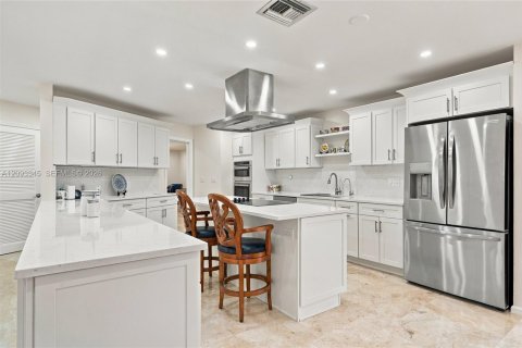 Casa en venta en Atlantis, Florida, 4 dormitorios, 308.62 m2 № 2383235 - foto 16
