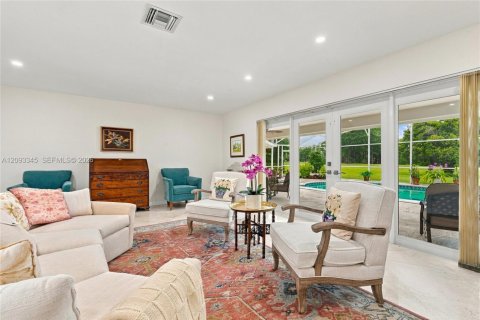 Casa en venta en Atlantis, Florida, 4 dormitorios, 308.62 m2 № 2383235 - foto 8