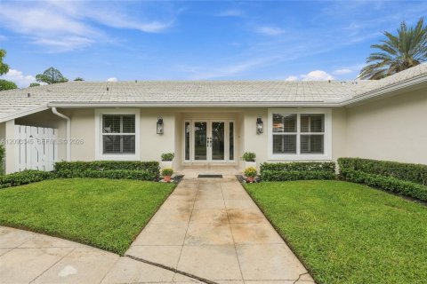 Casa en venta en Atlantis, Florida, 4 dormitorios, 308.62 m2 № 2383235 - foto 4