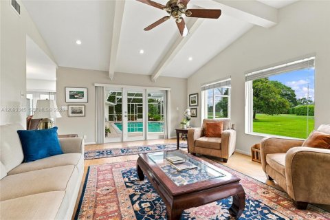 Casa en venta en Atlantis, Florida, 4 dormitorios, 308.62 m2 № 2383235 - foto 12