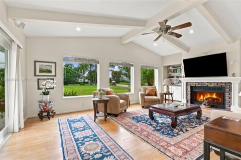 Casa en venta en Atlantis, Florida, 4 dormitorios, 308.62 m2 № 2383235 - foto 10