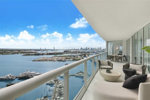 Снять в аренду кондоминиум в Майами-Бич, Флорида 3 спальни, 200.48м2, № 1954629 - фото 16