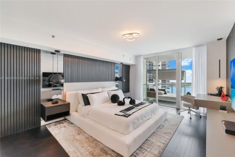Снять в аренду кондоминиум в Майами-Бич, Флорида 3 спальни, 200.48м2, № 1954629 - фото 18