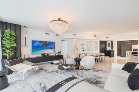 Снять в аренду кондоминиум в Майами-Бич, Флорида 3 спальни, 200.48м2, № 1954629 - фото 8