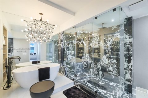 Снять в аренду кондоминиум в Майами-Бич, Флорида 3 спальни, 200.48м2, № 1954629 - фото 20